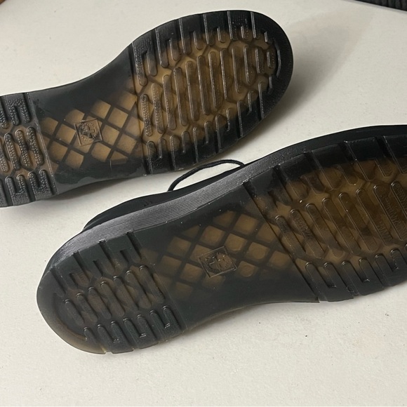 Dr. Martens Men's Black Leather Sneakers - Picture 4 of 6